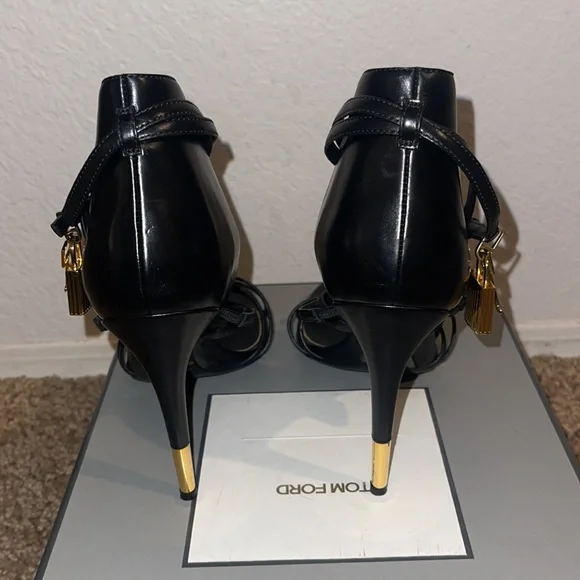 Tom Ford Shoes | Tom Ford Padlock Strappy Heels | Color: Black | Size: 39.5 - Picture 5 of 7